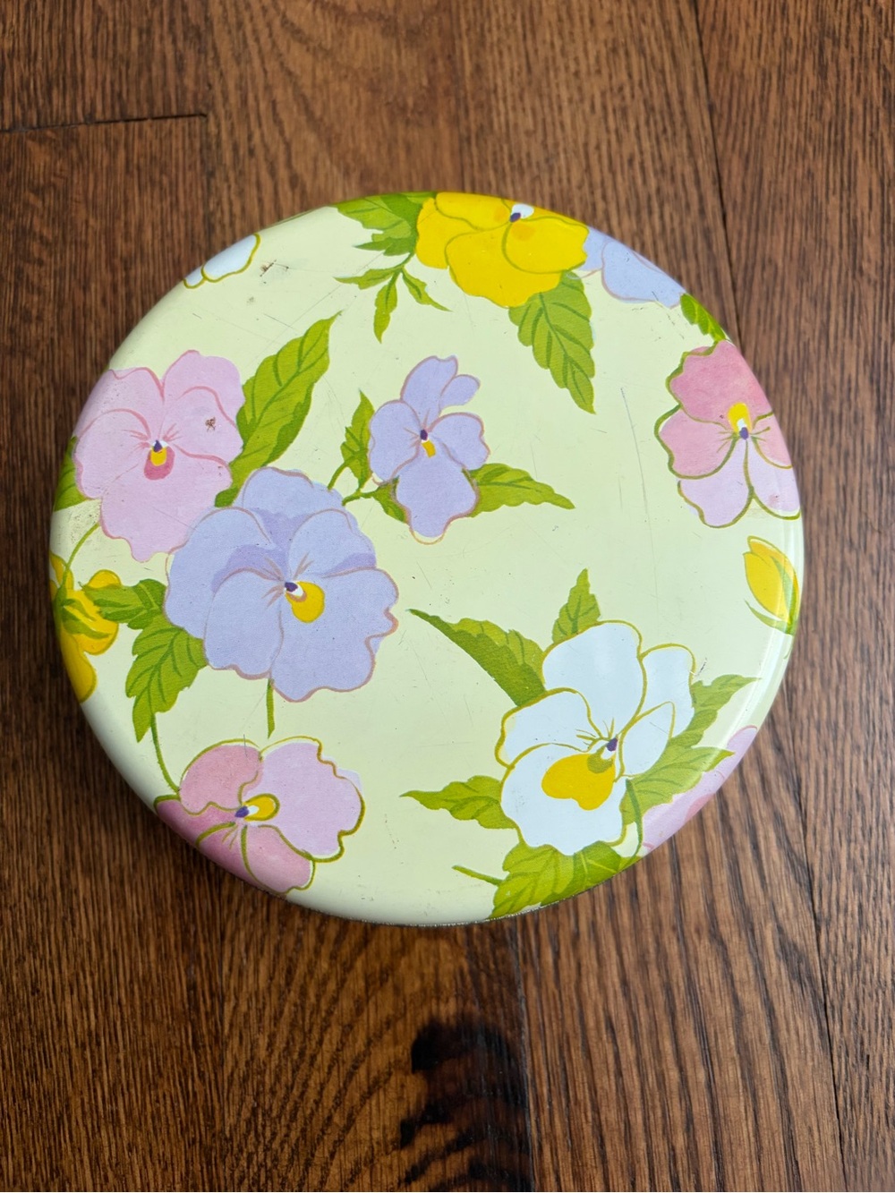 Vintage 1983 Avon Pansy Patch Floral Yellow Tin Trinket Decor Empty